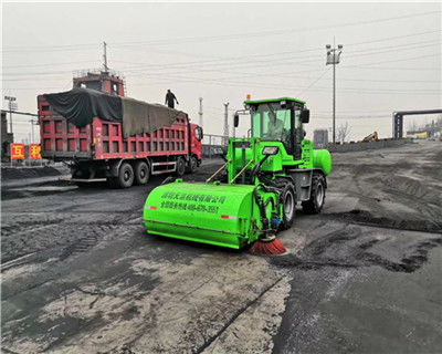 天潔機(jī)械 以專(zhuān)業(yè)清掃設(shè)備與誠(chéng)信服務(wù)，助力環(huán)保工程施工高效推進(jìn)